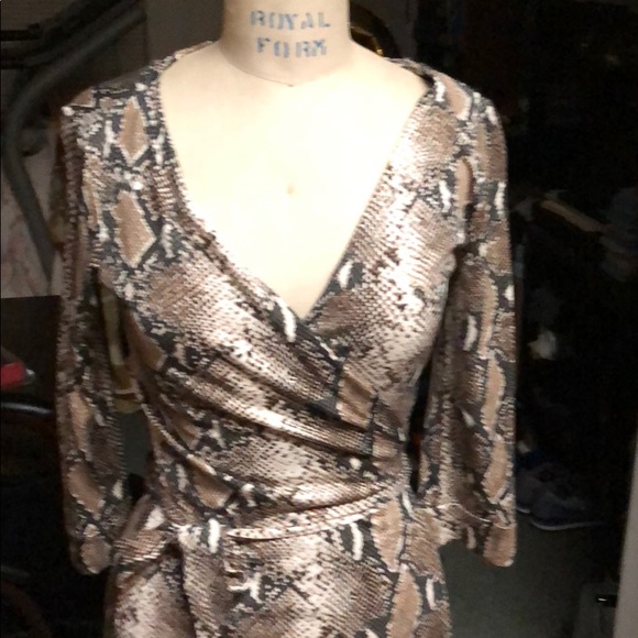 dvf New Julian Two Python Silk Jersey Dress sz 6 - Picture 5 of 8